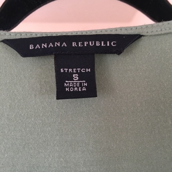 Chantilly Lace Trimmed LS Top - Picture 4 of 5